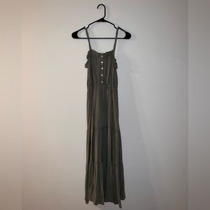Universal Thread Sage Green Dress